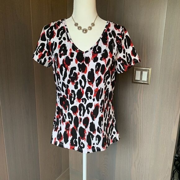 LAURA ASHLEY White w/Black&Red Tee & Bling S - Picture 1 of 7